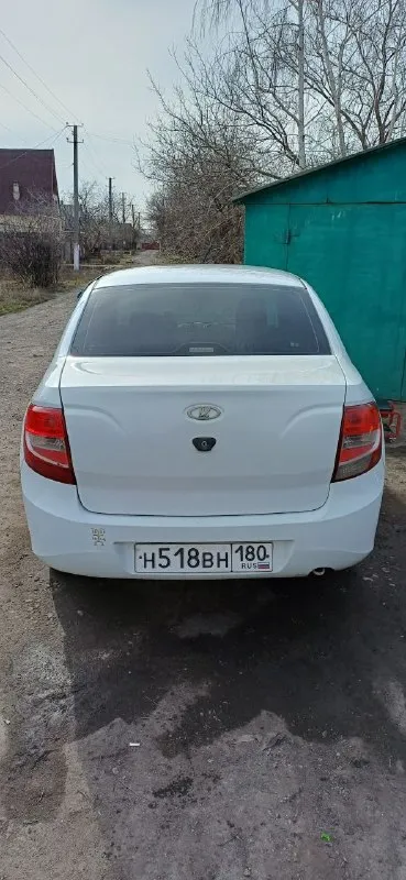 Продам семейное авто лада гранта2012гв, с оригинальным пробегом 175000,на хорошем ходу, вся обслужена, цена 500000,торг присутствует, тел:+79493164567 - фотография - 2