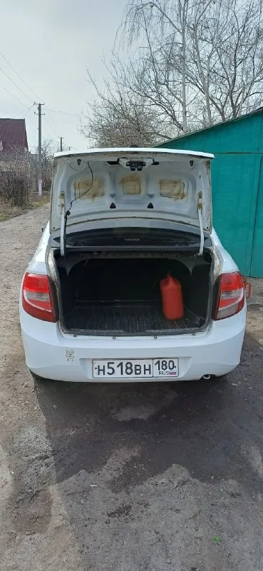Продам семейное авто лада гранта2012гв, с оригинальным пробегом 175000,на хорошем ходу, вся обслужена, цена 500000,торг присутствует, тел:+79493164567 - фотография - 4