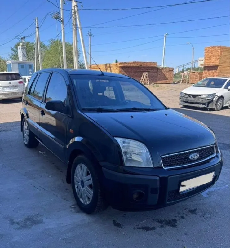 🚗 ford fusion 2008 💵цена 310.000₽ автомобиль в хорошем состоянии, по технической части полностью исправен — сел и поехал. 🔧 двигатель работает ровно, не дымит ⚙ коробка автомат без пинков и посторонних звуков 🛞 подвеска обслужена, ничего не стучит состояние кузова и салона хорошее (есть возрастные нюансы, без критики). 📑 3 владельца, документы в порядке. 🧾 обслуживание проводилось своевременно. 🚘 отлично подходит для города и поездок на каждый день — экономичный, манёвренный и недорогой в обслуживании. 📍 осмотр в удобное время 💰 разумный торг у капота реальному покупателю +79498563817 - фотография - 2