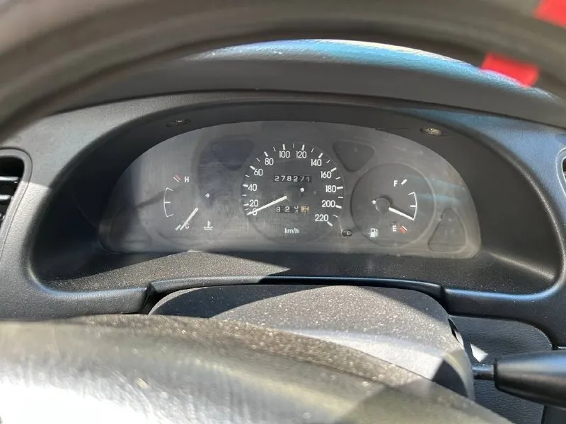 Продам шевроле ланос 2007 года. техосмотр пройден, полное переоформление сразу. автомобиль в идеальном техническом состоянии, вложений не требует, сел и поехал. обслуживаю всегда вовремя. кондиционер заправлен и работает. двигатель 1.5 опель, коробка механика. 2 электростеклоподъемника, кондиционер, гур, хорошие диски. . цена 330000 рублей. территориально енакиево (бываю в донецке). +79497034128 - фотография - 7