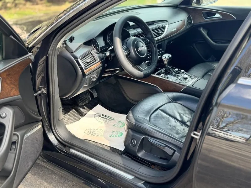 В продаже audi a6 c7 2011г шикарное семейное динамичное авто 3 литра бензин 300 л. с по технике никаких нареканий нету двигатель идеал, не дымит, не троит, тянет на все 300 20 тыс км назад была замена цепи коробка переключает плавно, даже не ощущается по ходовой все в норме, ничего не стучит, не гремит салон без дырок и потертостей все что нужно работает, все кнопки на месте и функционируют. опции: датчик дождя, датчик света, мульти руль, 4-х зонный климат контроль, abs, музыка bosse и многое другое пробег авто 212.000 оригинал птс оригинал по кузову ровный автомобиль, есть не большие сколы юр чистый автомобиль переоформление без проблем, могу присутствовать в мрео осмотр г макеевка цена 1.435.000 хорошим людям торг тел +79498310760 тг на этом же номере. 📞 звоните: +7(949)8310760 - фотография - 7