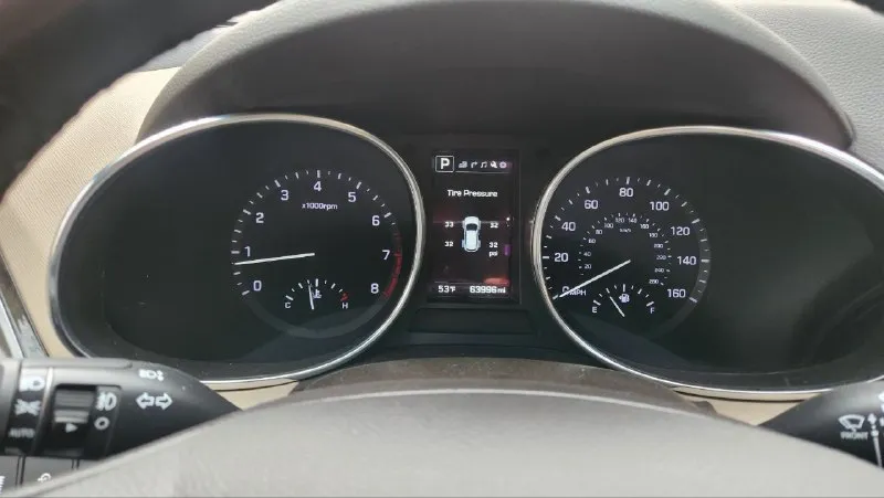 - hyundai санта фе 2016г. ... 2.0 sport awd - пробег 103т. км - система старт-стоп - система без ключевого доступа - кожаный салон - панорамная крыша - музыка infiniti. ..сабвуфер - раздельный климат контроль - подогревы всех сидений - вентиляция передних сидений - камеры 360° - 2 комплекта резины(лето-зима r19) - цена 2280000р. разумный торг приветствуется осмотр г. снежное днр тел. +79493606547 vin: 5xyzwdla5hg484528 📲 tg: nick 📞 +7(949)3606547 📲 tg: nick 📞 звоните: +7(949)3606547 - фотография - 7