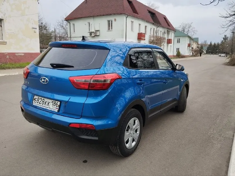 Hyundai creta 2017г. в. мотор 1.6-бензин (атмосферный123л. с), кпп - классический автомат, передний привод, машина полностью в родном окрасе (при осмотре могу предоставить прибор), отличное техническое и внешнее состояние, в живую смотрится ещё ярче(взгляды собирает), вложений не требует, любые проверки приветствуются, новая резина, юридически кристально чистая! цена 1м.670тыс. возможен обмен на ваш автомобиль, возможна продажа в кредит, возможен расчет после переоформления! г. свердловск лнр +79592920002,+79591119303 📞 звоните: +7(959)2920002 - фотография - 5