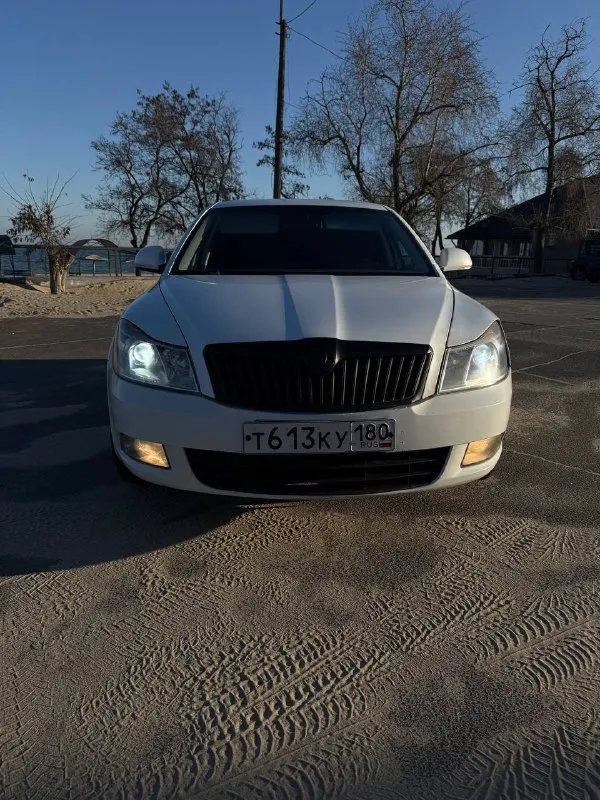 Продаётся skoda octavia a5 (2011 г. ) отличный автомобиль в надёжном исполнении — надёжный выбор для повседневных поездок и дальних путешествий! основные характеристики: * год выпуска: 2011 * двигатель: 1,8 л турбо * коробка передач: dsg‑7 (без проблем) комплектация: * полный мультируль * двухзонный климат‑контроль * датчик света * датчик дождя * круиз‑контроль * подогрев передних сидений * подогрев задних сидений * парктроники колёса и резина: * зима: штампованные диски 16′′ * лето: диски 17′′ от audi * 2 комплекта резины цена 720.000 руб +79493152797 📲 tg: @partizan_l 📞 звоните: +7(949)3152797 - фотография - 1