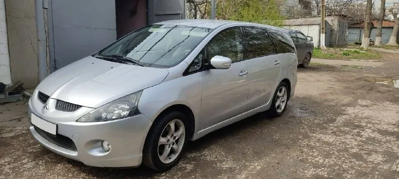 Ваня,
Продам личный автомобиль mitsubishi grandis 2005 года (7 комфортных мест с огромным багажником), владею более 5 лет.
Двигатель 2,4 л. 165 л. С, пробег 232 тыс родного пробега.
Состояние автомобиля для своего возраста отличное, ржавчины нет вообще.
По ходовой все отлично. По двигателю и коробке нареканий нет. В общем ничего делать не нужно. За машиной следил.
Хорошая комплектация. Резина лето новая, также имеется зимняя практически новая.
По птс один хозяин.
Более подробно по телефону расскажу.
Цена 870 тыс.
Тел. +7 949-512-01-60
📲 Tg: @ivan_svt
📞 Звоните: +7(949)5120160 - фотография - 1