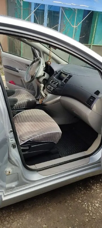 Ваня,
Продам личный автомобиль mitsubishi grandis 2005 года (7 комфортных мест с огромным багажником), владею более 5 лет.
Двигатель 2,4 л. 165 л. С, пробег 232 тыс родного пробега.
Состояние автомобиля для своего возраста отличное, ржавчины нет вообще.
По ходовой все отлично. По двигателю и коробке нареканий нет. В общем ничего делать не нужно. За машиной следил.
Хорошая комплектация. Резина лето новая, также имеется зимняя практически новая.
По птс один хозяин.
Более подробно по телефону расскажу.
Цена 870 тыс.
Тел. +7 949-512-01-60
📲 Tg: @ivan_svt
📞 Звоните: +7(949)5120160 - фотография - 8