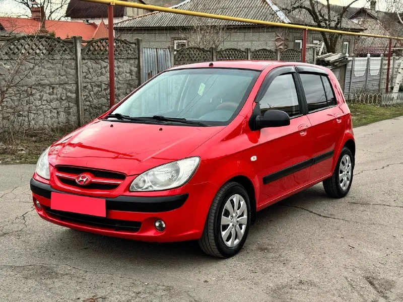 Продам: hyundai getz автомат 1.4 бензин, автомат 2008 года выпуска кузов отличный без дтп не гнилой нет намека даже на ржавчину днище, пороги, арки идеал очень много вложили в авто техника новой машины кондиционер электронные стеклоподъемники 4 шт. , гур, магнитола подогревы сидений партроники, сигнализация пробег оригинал 155.000 км можем ехать на любые сто и проверять я только за, за авто не стыдно звоните все по тел расскажу, таких автомобилей мало, хозяйский ухоженный цена:650.000 руб. диагностическая карта на руках торг символический у капота +79493829905 феникс +79198860059 мтс 📞 звоните: +7(949)3829905 - фотография - 2