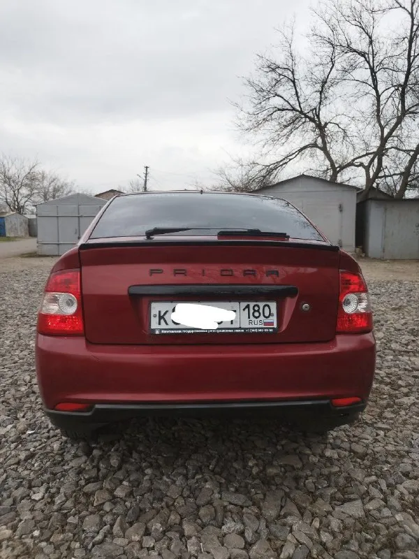 Срочно продам автомобиль приора хэтчбек в красивом цвете 2009 года в отличном состоянии ближе к идеалу ! без вложений сел поехал в любую точку мира! идеал 1.6.🐎 v.16 шеснар. 124 клапана не гнёт едет достойно по коробке все отлично по ходовой части все идеал едет как новый автомобиль в прямом смысле слова ! тачка реально достойная 🚀 в дтп не участвовала стекла все родные стаканы идеал в багажнике тоже все отлично новая резина салон в идеальном состоянии ! дно пороги идеал по документам полный порядок любой вид оформления сигнализация центральный замок титановые диски р14 подсветка дна. смотрится красиво 👍 установлена хорошая и качественная музыка усилитель сабвуфер играет 🔊 регулировка зеркал подогрев заднего стекла стекло подъемники гур в машину вложено очень много 💰 и сил за машину не стыдно приезжайте смотрите цена 305 торг хороший или обмен с вашей доплатой город донецк пишите 📲 tg: тимофей владимирович 📞 звоните: +7(949)5384974 - фотография - 10