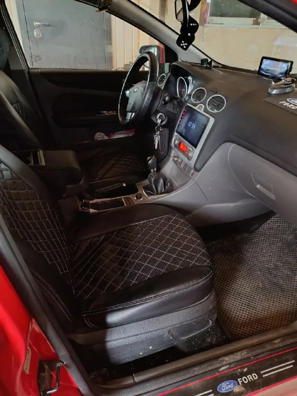 Продам форд фокус 2010г. мотор 1.8 пробег 252 000 км. по мотору и ходовой без нареканий. продажа от собственника, я хозяин. цена 650 000. звонки феникс +79493736179 евгений - фотография - 6