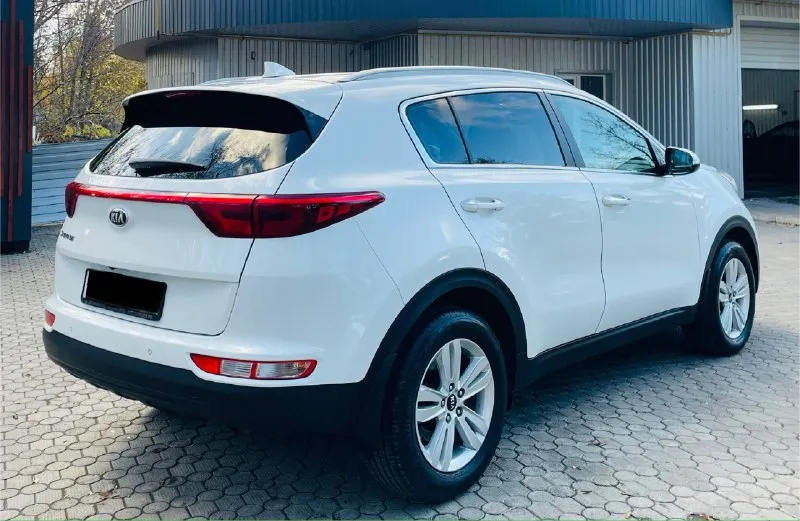Срочная продажа автомобиль
Kia sportage официальный
В эксплуатации с 2018
Двигатель 2.0 бензин
Коробка автоматическая
Пробег родной 119 тыс. Км
Автомобиль в отличном состоянии,
Кузов без дтп ! Весь в заводском окрасе 1000% готов на любые проверки с вашей
Стороны без вопросов !!!
Пред максимальная комплектация
Роздельный климат-контроль,
Круиз-контроль, удобно
Датчики света, и дождя,
Подогревы всех сидений,
Руля, зеркал, и стекл,
Bluetooth mp3 cd usb aux
Навигация парктроники
Камера заднего вида,
И многое другое !
С документами полный порядок,
Любой вид оформления в мрео 🇷🇺
Осмотр г. Донецк ленинский район
По предварительному договору 📲
Цена 1.855:000 тысяч рублей торг у авто
Возможен обмен возможен кредит 💵
Звоните по номеру тел. +7949 396 98 52 ☎️
📞 🇷🇺 Звоните: +79493969852 - фотография - 6