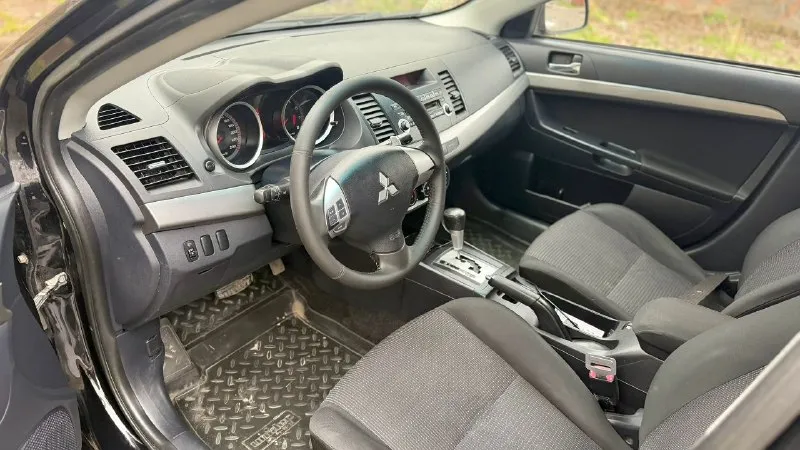 Цена: 750.000₽. Торг.
Продаю автомобиль mitsubishi lanser x
С документами полный порядок, любое оформление, автомобиль в прекрасном состоянии, не битый, без гнили и ржавчины, пороги и дно в идеальном состоянии.
По технической части автомобиль полностью обслужен, двигатель работает тихо, масло не ест от слова совсем, коробка работает идеально во всех режимах, ходовая полностью обслужена,
Комплектация: кондиционер,
Подогрев сидений и зеркал,
Все стеклоподъемники,
Мультируль, подрулевые лепестки, парктроник, електрозеркала, abs, esp, сигнализация с автозапуском, родная мультимедиа, два ключа, новая летняя резина на литье.
Звоните в любое время.
Возможен обмен.
Двигатель: 1.8.бензин.
Год: 2008.
Пробег: 205 к.
Коробка: автомат.
Г харцызск-макеевка.
📞 +79490402844 Николай - фотография - 9