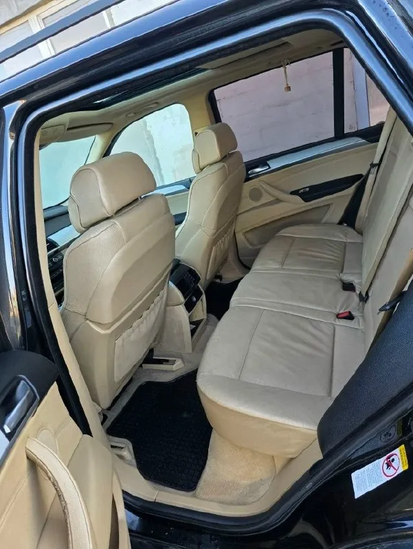Продам bmw 2007г. атмосферный. 3.0 бенз. авто местное не рф!!! машина долгое время в семье. я хозяин! по машине сделано очень много всё не перечислить. двс полностью обновлен. новые свечи новые катушки только оригинал!! вся ходовая полностью новая!!! новая резина. установлен жк приборная панель. установлен выхлоп с пульта! сидения комфорт плюс обнимашки, ламайки. .. машина очень достойная. всё работает каждая кнопка. любые проверки! г. донецк цена 1.450. +79494350588 небольшой торг. p. s цена авто такая по скольку ни каких технических вложений не требует. любые проверки. 📞 звоните: +7(949)4350588 - фотография - 6