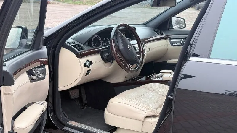 Продам mercedes s500l.2012 г. вып. обьем 4,7л. 435л. с.пробег-226000км. w221.состояние идеальное. один хозяин. цена-2600000руб. красный луч. тел:+7(959)167-45-77. 📞 звоните: +7(959)1674577 - фотография - 4