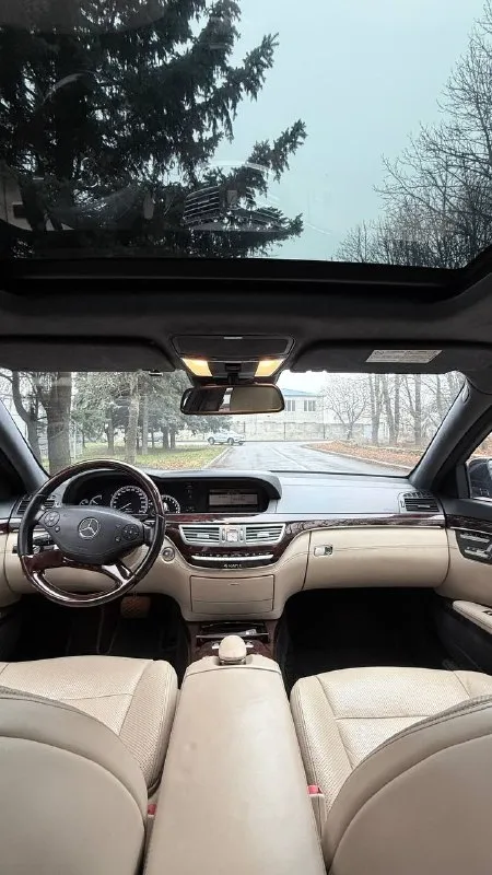 Продам mercedes s500l.2012 г. вып. обьем 4,7л. 435л. с.пробег-226000км. w221.состояние идеальное. один хозяин. цена-2600000руб. красный луч. тел:+7(959)167-45-77. 📞 звоните: +7(959)1674577 - фотография - 8