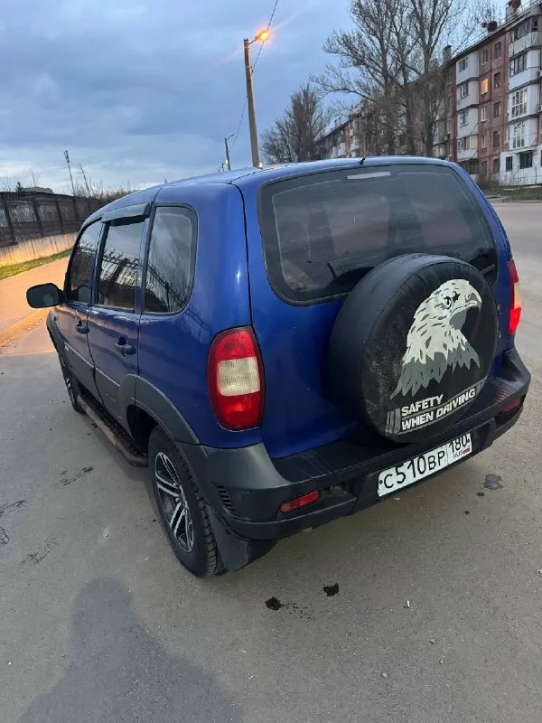 Продается шевинива ( chevrolet niva) владею два года. Я хозяин. На бежевом салоне. На чехлах (под ними сиденья не пропержены, не порваны). Гнили нет. После зимы вылезло пару рыжиков на водительской двери. Дно чистенькое, без криминала (машина была с краснодара) машина вторая в семье, больших пробегов не видела(на данный момент 154к). Стоит хорошая музыка. Подогревы, регулировка зеркал, стеклоподъемники, все работает, каждая кнопка! По ходовой много что делал, все и не вспомню. Но где то сзади что-то брякает недавно перебирал перед(ступицы с подшипниками, шруза), нужно сделать развал. Тонер сниму, что бы не было проблем при то. Цену вижу 470к. Осмотр по договоренности макеевка-донецк. +79493716870. Кому нужна автотека, могу предоставить.
📞 Звоните: +7(949)3716870 - фотография - 2