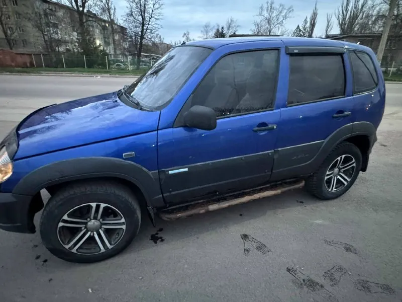 Продается шевинива ( chevrolet niva) владею два года. Я хозяин. На бежевом салоне. На чехлах (под ними сиденья не пропержены, не порваны). Гнили нет. После зимы вылезло пару рыжиков на водительской двери. Дно чистенькое, без криминала (машина была с краснодара) машина вторая в семье, больших пробегов не видела(на данный момент 154к). Стоит хорошая музыка. Подогревы, регулировка зеркал, стеклоподъемники, все работает, каждая кнопка! По ходовой много что делал, все и не вспомню. Но где то сзади что-то брякает недавно перебирал перед(ступицы с подшипниками, шруза), нужно сделать развал. Тонер сниму, что бы не было проблем при то. Цену вижу 470к. Осмотр по договоренности макеевка-донецк. +79493716870. Кому нужна автотека, могу предоставить.
📞 Звоните: +7(949)3716870 - фотография - 3