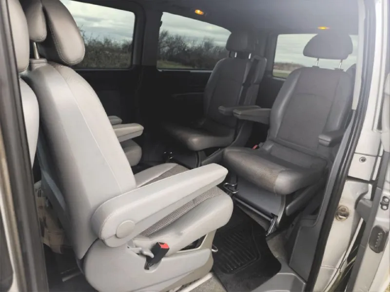 Mercedes viano 2006 объем 2,2 турбодизель коробка автомат привод задний пробег 296500 состояние хорошее, гаражное хранение. цена 1400000 ₽ +79493260570 +79490343656 - фотография - 6