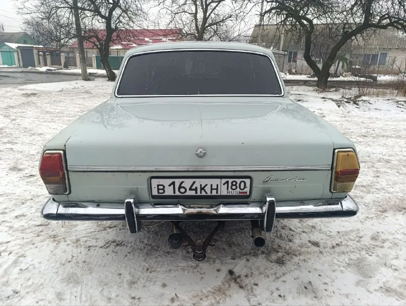 Продам волгу газ 24, объем двигателя 2,4 литра, год выпуска 1985, пробег родной 87 тыс. , по металлу живая, на полном ходу, резина новая, но только летняя, документы порядок, полное переоформление, подробнее по телефону +79490478170 цену вижу 150 с торгом 📲 tg: алексей "сыч" 📞 звоните: +7(949)0478170 - фотография - 3