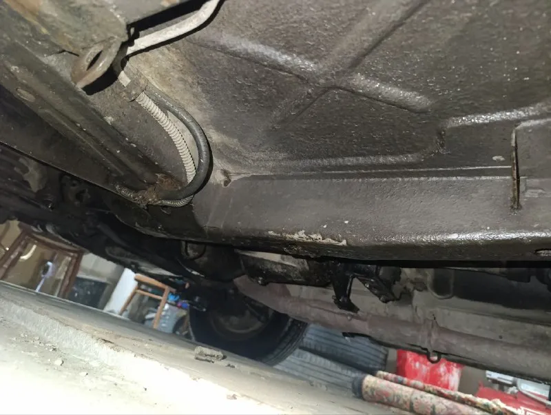 Продам волгу газ 24, объем двигателя 2,4 литра, год выпуска 1985, пробег родной 87 тыс. , по металлу живая, на полном ходу, резина новая, но только летняя, документы порядок, полное переоформление, подробнее по телефону +79490478170 цену вижу 150 с торгом 📲 tg: алексей "сыч" 📞 звоните: +7(949)0478170 - фотография - 5