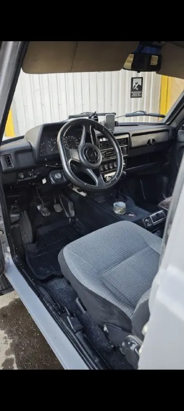 Авто в отличном состоянии, пробег 102540, всё работает, ничего делать не надо, сел и поехал. 530 тыщ, торг уместен. тел +79896574079 - фотография - 3