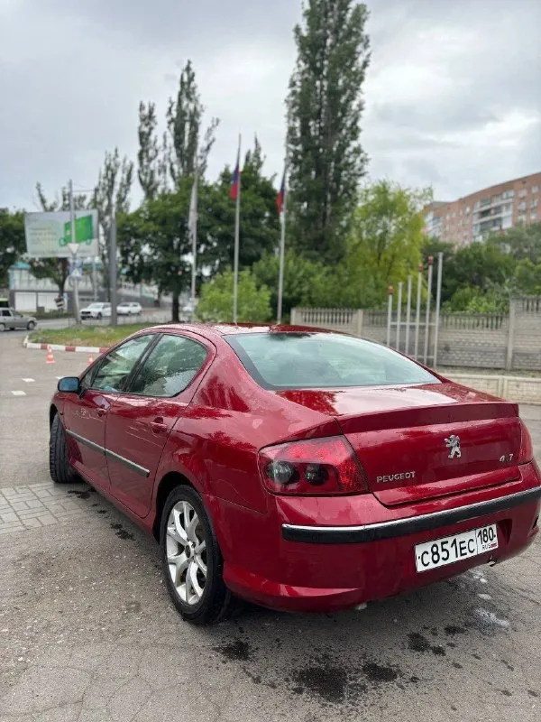 💥 peugeot 407 (акпп) 🔥 автомобиль 2006 года выпуска. внешнее состояние просто бомба — красивый цвет идеально подходит этому автомобилю, всё видно на фотографиях. по технической части все хорошо — работает ровно, едет плавно, не дёргается, не глохнет, все горит, светится, кондиционер работает, два комплекта колес. хорошая комплектация. рынок этих автомобилей в таком состоянии намного выше. автомобиль полностью обслужен и готов радовать вас ежедневно! ❗️цена: 485.000₽, торг отсутствует. за подробностями, дополнительными фото и видео обращаться в лс или по номеру телефона +79499824219 - фотография - 3