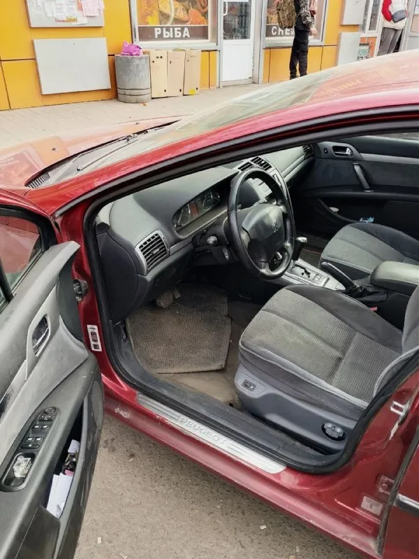 💥 peugeot 407 (акпп) 🔥 автомобиль 2006 года выпуска. внешнее состояние просто бомба — красивый цвет идеально подходит этому автомобилю, всё видно на фотографиях. по технической части все хорошо — работает ровно, едет плавно, не дёргается, не глохнет, все горит, светится, кондиционер работает, два комплекта колес. хорошая комплектация. рынок этих автомобилей в таком состоянии намного выше. автомобиль полностью обслужен и готов радовать вас ежедневно! ❗️цена: 485.000₽, торг отсутствует. за подробностями, дополнительными фото и видео обращаться в лс или по номеру телефона +79499824219 - фотография - 5