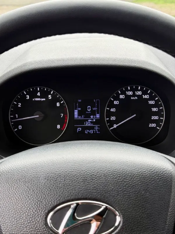 🟦 hyundai creta 💰цена: 1 500 000р 🏢город: мариуполь 📅год выпуска: 2017 🧾пробег: 124 977км. ⚙️двигатель: 1.6 ⛽топливо: бензин ⚙️кпп: автомат 📞 телефон: +7-949-727-41-51 +7-949-551-91-52 +7-989-263-55-56 💾 описание: - фотография - 10