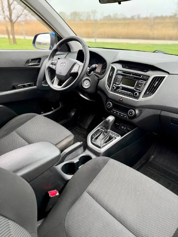 🟦 hyundai creta 💰цена: 1 500 000р 🏢город: мариуполь 📅год выпуска: 2017 🧾пробег: 124 977км. ⚙️двигатель: 1.6 ⛽топливо: бензин ⚙️кпп: автомат 📞 телефон: +7-949-727-41-51 +7-949-551-91-52 +7-989-263-55-56 💾 описание: - фотография - 9