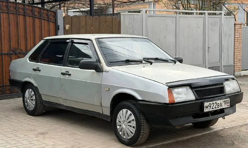 Авто по цене самоката 🎁🔥100,000 🎁🔥 в продаже ваз 2199 год 2004 на боевом ходу хорошая музыка стоит прошивка svarb по кузову нужно приложить руки, по документам, всё идеально, номер +79001222240 - фотография - 1