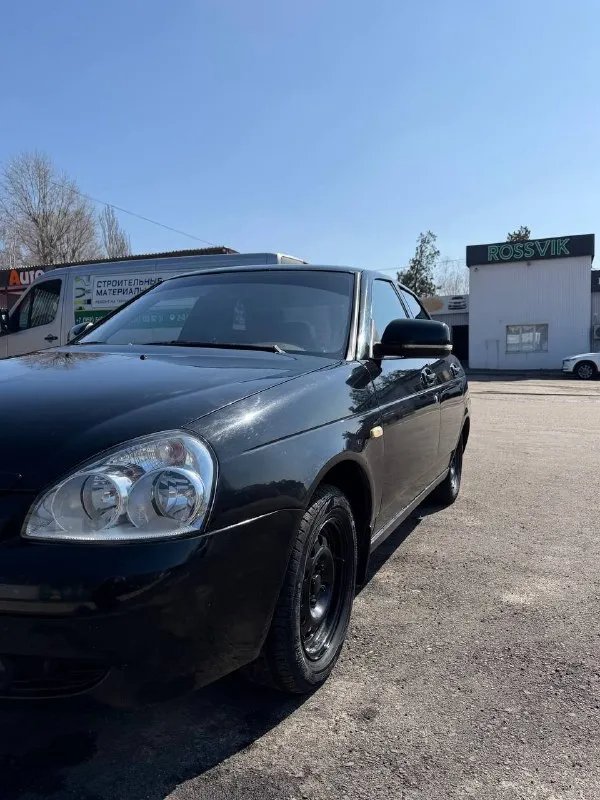 Продам ваз priora, 1.6 мт, 2008 года выпуска. машина в хорошем состоянии, мотор с выемками (клапана не погнет), салон ухоженный. в машине все работает. пробег 268 тыс. (родной). приезжайте смотрите, машина как на фото. цена 350 тысяч. на любые вопросы отвечу по телефону: +7 (959) 040-90-82, луганск. 📞 звоните: +7(959)0409082 - фотография - 6