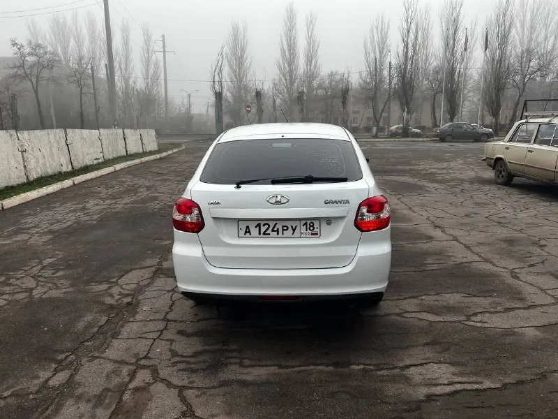 Продам ваз гранда 2016 год хорошая авто магнитола с алисой сигнализация с авто запуском продажа с переоформлением г горловка цена 510 т рубле +79493926676 телеграмм 📞 звоните: +7(949)3926676 - фотография - 2