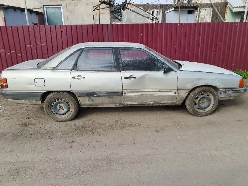 Продам audi 100 с3 не находу из доков тех паспорт нужно менять прокладку гбц и глянуть метки впускной коллектор есть он снят отдам с проставкой под солекс цена 25.000рублей +79495590769 +79498553294 📞 звоните: +7(949)5590769 - фотография - 8