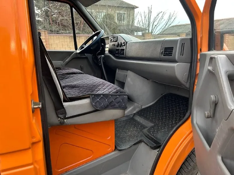 Продам volkswagen lt 2001 года, двигатель 2,5, пробег 370 тысяч. автомобиль в очень достойном состоянии, на бодром ходу, не гнилой, двигатель и коробка в хорошем состоянии, заводится переключает и едет бодро. проведено то, 2 комплекта резины. телефон для связи +79499147426. место осмотра макеевка. цена данного авто 1 050 000. возможен обмен с вашей доплатой. - фотография - 6