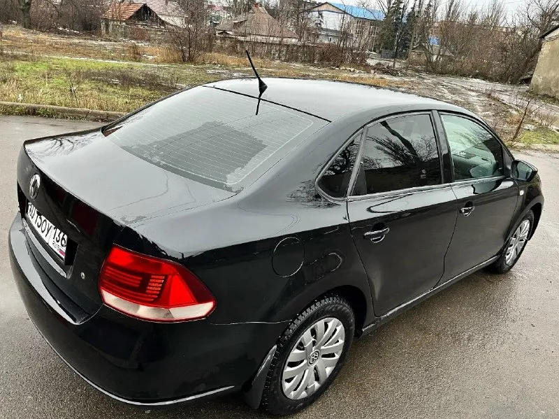 Volkswagen polo 2013 год выпуска коробка автомат aisin двигатель 1.6 комплектация; кондиционер 4 стеклоподъемника подогревы сидений подушки безопасности магнитола teyes 9 дюймов камера заднего вида led противотуманные фары led лампы в фарах вспышки фсо 2 пары установлен хороший выхлоп прошита под евро 2 едет очень достойно вложений не требует масло не расходует коробка не пинает не затягивает расходники поменяны новые шипованные шины цена 750.000 тысяч рублей торг обоснованный 89996953842 +79495582292 телеграмм также на этом номере ! 📞 звоните: +7(949)5582292 - фотография - 3
