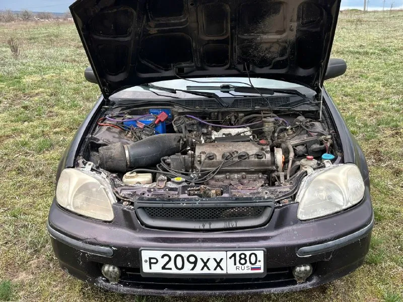 Автор: 260т. рублей г. торез хонда цивик 6 ек3 1998г двигатель d15z6 (115л. с) (менялся вписан в птс) акпп привод- передний салон в хорошем состоянии двигатель масло не расходует, не течет, не перегревается. акпп без проблем по электрике без проблем. все работает сигналит, светит, моргает, открывает-закрывает. люк работает во все положения гур работает четко автозапуск работает музыка есть дно переваривалось стоят кайловеры. в придачу отдам родной воздушный фильтр и родные стойки +7 (949) 502-18-99 павел. . !!!наш телеграм канал [ бесплатное размещение за репост!!! правила сообщества [ мы в мах [ [ 📞 звоните: +7(949)5021899 - фотография - 8