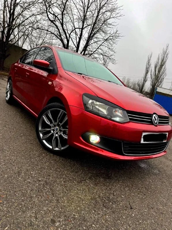 Продам volkswagen polo 1.6 mpi mt механика автомобиль в очень достойном состоянии, много что сделалось. цена: 600 000 ₽ вся остальная информация по телефону:+79494548415 📞 звоните: +7(949)4548415 - фотография - 1