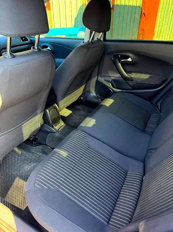 Продам volkswagen polo 1.6 mpi mt механика автомобиль в очень достойном состоянии, много что сделалось. цена: 600 000 ₽ вся остальная информация по телефону:+79494548415 📞 звоните: +7(949)4548415 - фотография - 5