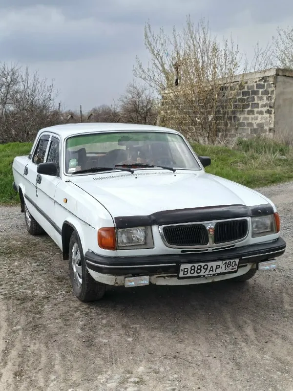Продам газ 31029 1993 г. в. с документами полный порядок. днище целое. кое где рыжики. кузов крепкий. 402 мотор (в документах считается б/н). 4х ступка. резина зимняя на одной оси новая. в придачу отдам резину штуки 4 и запчасти цена 115.000 торг уместен находится в старобешевском районе +79493184649 📞 звоните: +7(949)3184649 - фотография - 2