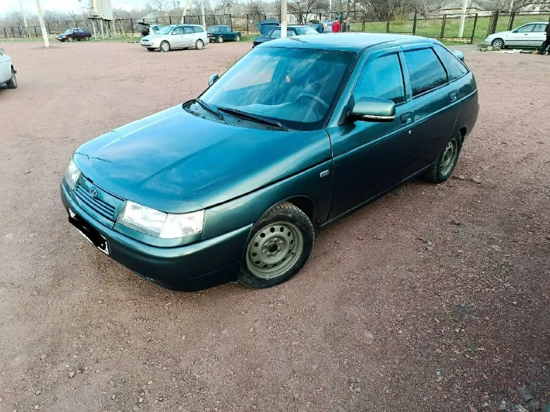 Автор: продам ваз 2112, 2008 года, собственник владею 5 лет. авто в отличном для своих лет состоянии, выглядит очень красиво, цвет сочи. по машине работает все четко. двигатель 1.6 16 клоп, гур, стоит не плохая музыка, евро панель, здт, 4. цена 320 тыс. торг у капота. более подробная информация по телефону +79493376947, если не дозвониться(телеграм, макс). снежное. . !!!наш телеграм канал [ бесплатное размещение за репост!!! правила сообщества [ мы в мах [ [ 📞 звоните: +7(949)3376947 - фотография - 1