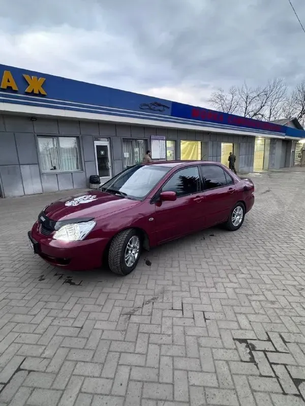 Продам mitsubishi lancer 9 на автомате я хозяин, продавать буду я продажа с полным переоформлением 1.6 (4g18) акпп (aisin) все передачи щелкает, не пинается стоит вебаста(понятия не имею как ей пользоваться) установлено сигнализация с автозапуском 4эсп обогрев зеркал заднего вида регулировка зеркал заднего вида кондиционер подогрев передних сидений регулировка по высоте водительского сиденья много чего сделано по машине заливал только дорогое масло полный список проделанных работ по машине расскажу по телефону или скину в лс только продажа, обмен даже не предлагать машина находится в ждановке-енакиево часто катаюсь по всей республике лднр возможно даже приеду на смотрины с продажей не спешу больше фото в лс звоните в любое время номер телефона +79498559136 цена 450 тысяч
📞 Звоните: +7(949)8559136 - фотография - 3