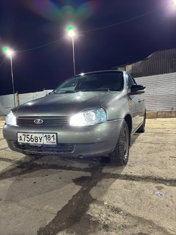 Продам : 🚘 ваз калина ✅год выпуска : 2009 ✅двигатель : 1,6 ( восьмиклоп ) авто на уверенном ходу, обслуживалось всегда вовремя. установлена приятная музыка с сабвуфером недавно менялись все прокладки в двигателе также : новое сцепление. новая выхлопная трасса. впридачу отдам комплект титанов цена : 280.000 рублей ( торг у капота ) номер телефона : +7 (959) 155-11-90 📞 звоните: +7(959)1551190 - фотография - 1