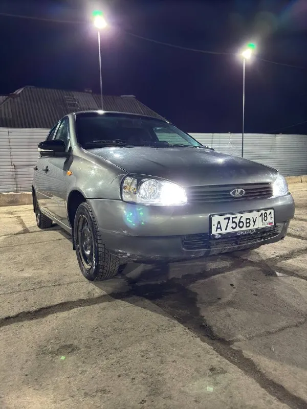 Продам : 🚘 ваз калина ✅год выпуска : 2009 ✅двигатель : 1,6 ( восьмиклоп ) авто на уверенном ходу, обслуживалось всегда вовремя. установлена приятная музыка с сабвуфером недавно менялись все прокладки в двигателе также : новое сцепление. новая выхлопная трасса. впридачу отдам комплект титанов цена : 280.000 рублей ( торг у капота ) номер телефона : +7 (959) 155-11-90 📞 звоните: +7(959)1551190 - фотография - 4