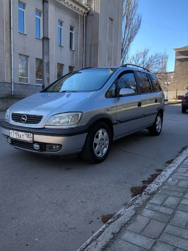 Opel зафира opel zafira 1.8 16v 2003 г. в. хорошее состояние авто. пригнана в 2018 году в донецк, один собственник. родной пробег, вся история обслуживания. установлено пропан, фаркоп все узаконено. магнитола андроид. не бит, корозии нет. стекла атермальные родные. хорошая комплектация: 10 airbag, кондиционер, круиз контроль, птф, полный бортовой компьютер. все работает. два комплекта колёс на дисках. два комплекта ковриков. донецк. плохая связь. 497т. р. +79493032667 📞 звоните: +7(949)3032667 - фотография - 1