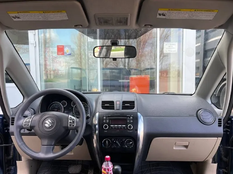 Доброго времени суток ! продам suzuki sx4 ! рестайлинг ! в идеальном состоянии. один хозяин!! весь обслуженный ! год выпуска 2011! с родным пробегом 76.000. мотор 2.0 бензин работает идеально ! коробка полноценный автомат, работает идеально ! ходовая вся обслужена ! салон чистый и ухоженный!в автомобиле работает абсолютно все ! вложений не требует абсолютно ! в дтп не участвовал ! не бит не крашен! комплектация максимальная кондиционер бортовой компьютер - датчик дождя также света - полный эл. пакет - мульти руль - круиз контроль красивые диски r17(два комплекта резины) цена : 820.000 руб ! реальному покупателю реальный торг ! таких автомобилей действительно осталось не много ! возможен обмен на авто дешевле. возможна продажа в авто кредит!!!! осмотр город донецк. телефон: +79494355183 - фотография - 6