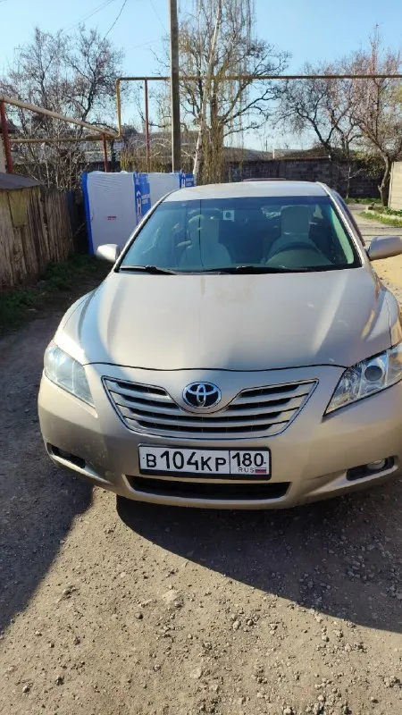 Продам легенду camry 40 в хорошем состоянии, вложений не требует от слова совсем! 2007 г. в. пробег 250 000км двигатель 2.4 без течи, задиров, масложора и прочих косяков! на машине стоит дорогое газовое оборудование! акпп без пинков, рывков и толчков. салон на тряпке не прокуренный, не затёртый. я хозяин по тп. авто реально в достойном состоянии для своих лет, за машину не стыдно ни капли, любые проверки! прошу за авто 1 000 000 рублей, торг естественно никто не отменял, только возле авто и до победы! всем удачных покупок. +7 949 346-75-02 📞 звоните: +7(949)3467502 - фотография - 1