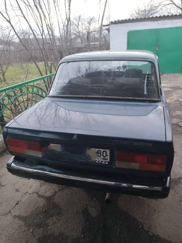 Продам. ваз 2107 2006г. в. в хорошем состоянии. стоит сигнализация, ц. замок. все нюансы видно на фото. собственник. цена 165т. р. небольшой торг. подробности по телефону. +79490355729. также интересует обмен на ланос с моей доплатой. 📲 tg: ! 📞 звоните: +7(949)0355729 - фотография - 2