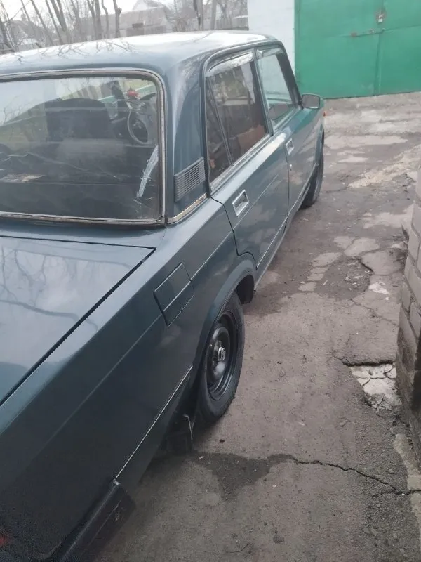 Продам. ваз 2107 2006г. в. в хорошем состоянии. стоит сигнализация, ц. замок. все нюансы видно на фото. собственник. цена 165т. р. небольшой торг. подробности по телефону. +79490355729. также интересует обмен на ланос с моей доплатой. 📲 tg: ! 📞 звоните: +7(949)0355729 - фотография - 4