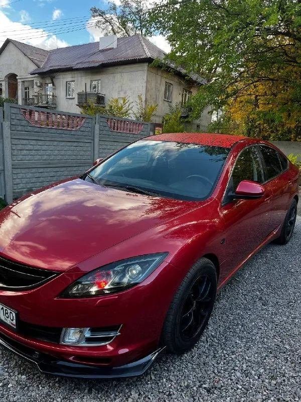 Цена: 800 тысяч 📮 город: макеевка 🚘 марка / модель: mazda 6 gh 📅 год выпуска: 2008 📊 пробег: 237000 ⛽ двигатель (тип, объем, мощность): 1.8 л. , 120 л. с. 🔧 тип кпп: мкпп 📝 описание: продам свой авто который до сих пор люблю, ценю и уважаю. а именно mazda 6 gh 2008 г. , двг 1.8 обычный атмосферник, на механике, пробег 238 уже набегал, каждый день эксплуатируется, покраска производилась летом 2025 года, ржавчина и гниль на крыльях убиралась во время покраса, перебрана ходовка по кругу, мотор не стучит, не троит, заводится с пол тыка, замена масла каждые 5000, устранены все мелкие и возрастные болячки этого поколения, чеки не горят и не выедают мозги, вложено много любви к этой машине, так как она первая дала опыт и эмоции, сил и средств, времени и нервов не жалел. тормоза новые перед зад нбк, борт компьютер новый контракт установлен, установлена хорошая музыка и андроид магнитола, камера заднего вида, замена всего света, фары в фотохромной пленке, крыша обклеена ибо краси 📞 звоните: +7(949)5823767 - фотография - 6