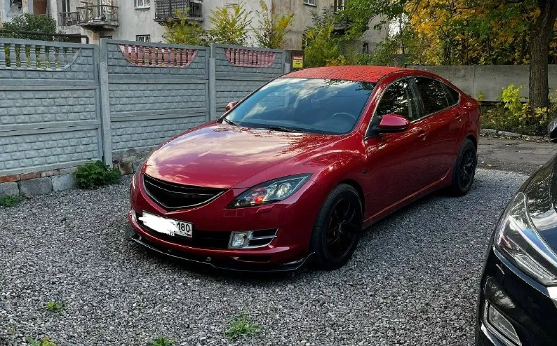 Цена: 800 тысяч 📮 город: макеевка 🚘 марка / модель: mazda 6 gh 📅 год выпуска: 2008 📊 пробег: 237000 ⛽ двигатель (тип, объем, мощность): 1.8 л. , 120 л. с. 🔧 тип кпп: мкпп 📝 описание: продам свой авто который до сих пор люблю, ценю и уважаю. а именно mazda 6 gh 2008 г. , двг 1.8 обычный атмосферник, на механике, пробег 238 уже набегал, каждый день эксплуатируется, покраска производилась летом 2025 года, ржавчина и гниль на крыльях убиралась во время покраса, перебрана ходовка по кругу, мотор не стучит, не троит, заводится с пол тыка, замена масла каждые 5000, устранены все мелкие и возрастные болячки этого поколения, чеки не горят и не выедают мозги, вложено много любви к этой машине, так как она первая дала опыт и эмоции, сил и средств, времени и нервов не жалел. тормоза новые перед зад нбк, борт компьютер новый контракт установлен, установлена хорошая музыка и андроид магнитола, камера заднего вида, замена всего света, фары в фотохромной пленке, крыша обклеена ибо краси 📞 звоните: +7(949)5823767 - фотография - 8