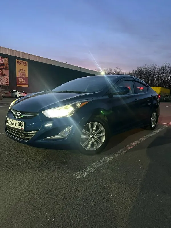 Продам hyundai элантра 5 2015 год, 1,8 газ- бензин, газ вписанный в документы, пробег 114000, коробка автомат, комплект зимней резина на дисках. цена 1200000р. торг. +79493149931 игорь макеевка. 📞 звоните: +7(949)3149931 - фотография - 7